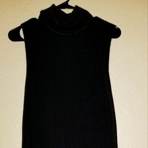 Apt 9 Sleeveless lace bottom turtleneck XL